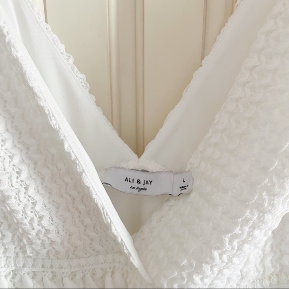 Ali & Jay 'Kiss Me in the Candlelight" Lace Dress White Sz L - Picture 5 of 6